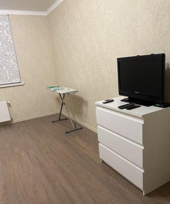 Продажа 1-комнатной квартиры, Краснодар, Гаражная улица,  107