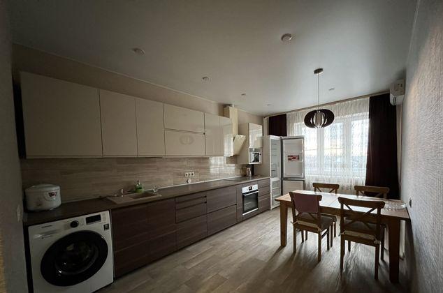 Продажа 2-комнатной квартиры, Краснодар, улица Симиренко,  37к1