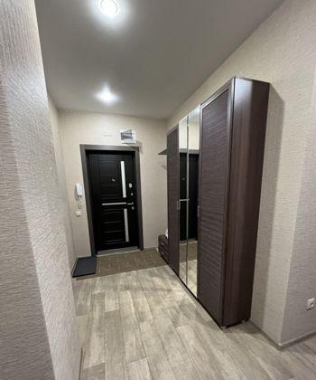 Продажа 2-комнатной квартиры, Краснодар, улица Симиренко,  37к1