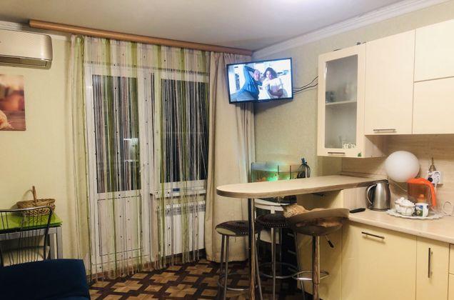 Продажа 3-комнатной квартиры, Краснодар, улица Думенко,  33