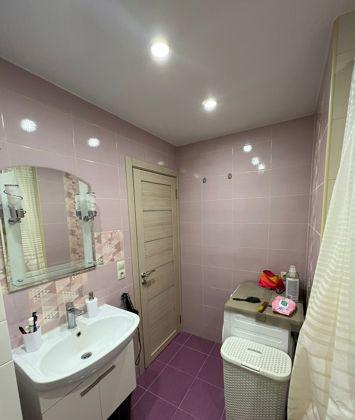 Продажа 2-комнатной квартиры, Краснодар, улица Гагарина,  83