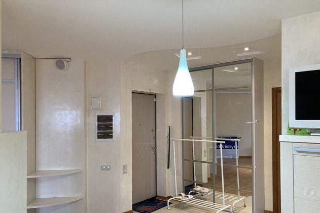 Продажа 3-комнатной квартиры, Краснодар, улица Гагарина,  232