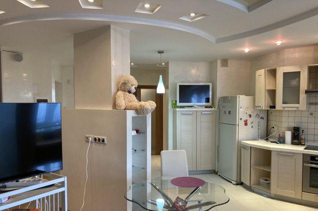 Продажа 3-комнатной квартиры, Краснодар, улица Гагарина,  232