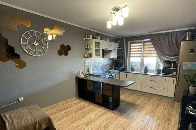 Продажа 2-комнатной квартиры, Краснодар, улица Героя А.А. Аверкиева,  30