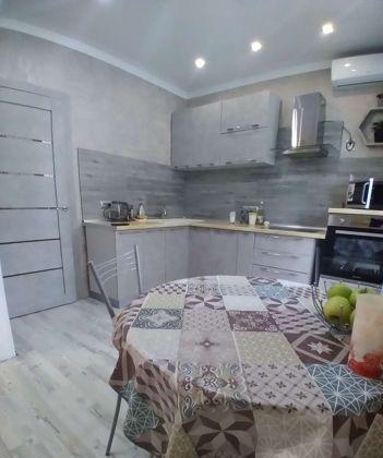 Продажа 2-комнатной квартиры, Краснодар, Домбайская улица,  10/1к1