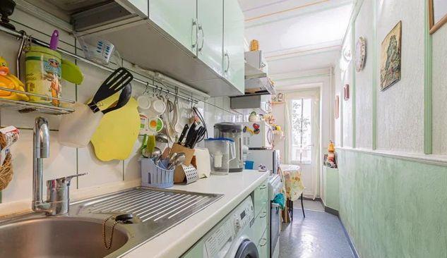 Продажа 2-комнатной квартиры, Краснодар, улица имени В.М. Комарова,  19