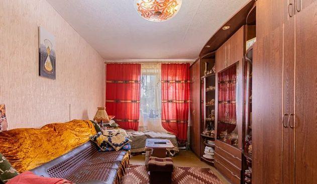 Продажа 2-комнатной квартиры, Краснодар, улица имени В.М. Комарова,  19