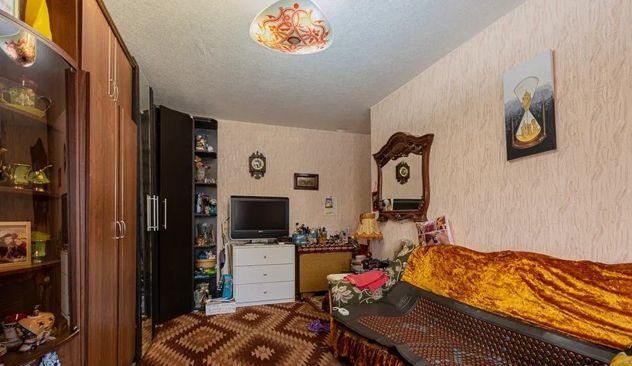 Продажа 2-комнатной квартиры, Краснодар, улица имени В.М. Комарова,  19