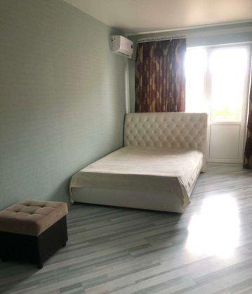 Продажа 1-комнатной квартиры, Краснодар, Командорская улица,  1/3