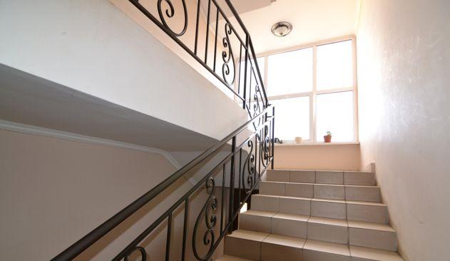 Продажа 2-комнатной квартиры, Краснодар, Арбатская улица,  16