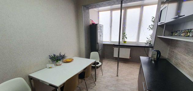 Продажа 2-комнатной квартиры, Краснодар, улица имени Сергея Есенина,  82/1