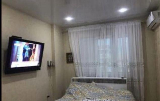 Продажа 1-комнатной квартиры, Краснодар, улица Петра Метальникова,  7