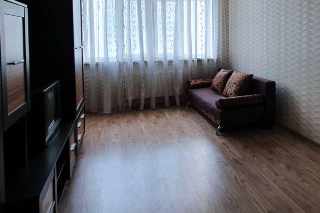 Продажа 1-комнатной квартиры, Краснодар, улица Адмирала Крузенштерна,  6