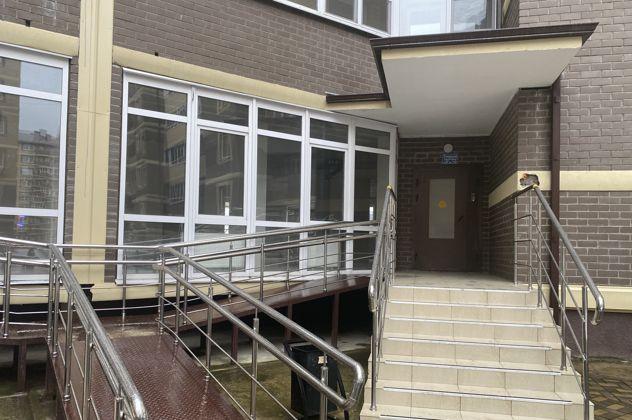 Продажа 1-комнатной квартиры, Краснодар, улица Лётчика Позднякова,  2