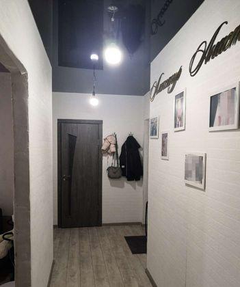 Продажа 2-комнатной квартиры, Краснодар, улица имени В.М. Комарова,  21/1к9