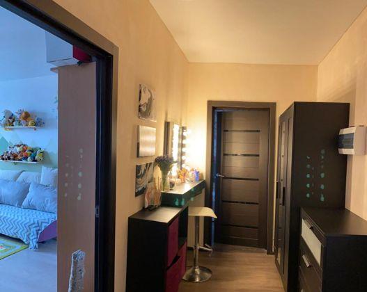 Продажа 2-комнатной квартиры, Краснодар, улица Евгении Жигуленко,  9