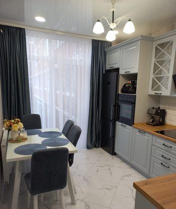 Продажа 2-комнатной квартиры, Краснодар, улица Цезаря Куникова,  18лит3