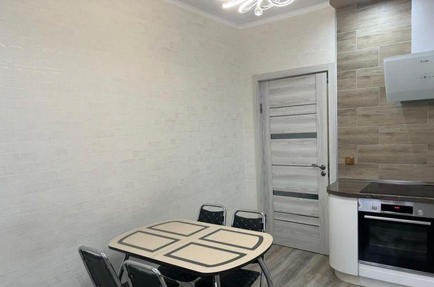 Продажа 2-комнатной квартиры, Краснодар, Командорская улица,  3к2