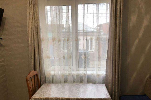 Продажа 1-комнатной квартиры, Краснодар, улица Горького,  176