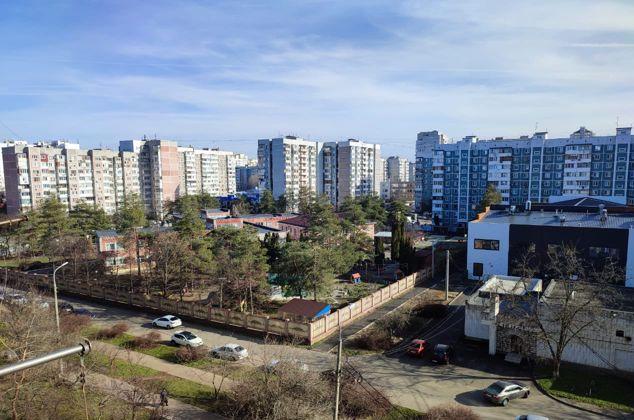 Продажа 3-комнатной квартиры, Краснодар, улица 70-летия Октября,  14