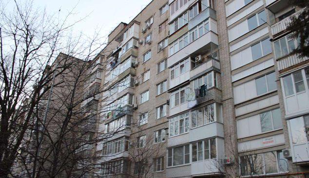Продажа 2-комнатной квартиры, Краснодар, Севастопольская улица,  4