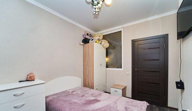 Продажа 2-комнатной квартиры, Краснодар, улица им. Героя Яцкова И.В.,  1/10