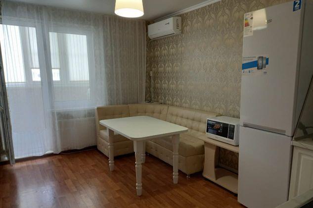 Продажа 2-комнатной квартиры, Краснодар, улица Генерала Трошева,  17