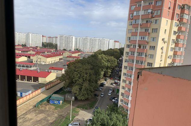 Продажа 3-комнатной квартиры, Краснодар, улица Героя А.А. Аверкиева,  139