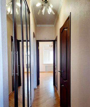 Продажа 2-комнатной квартиры, Краснодар, Красная улица,  22