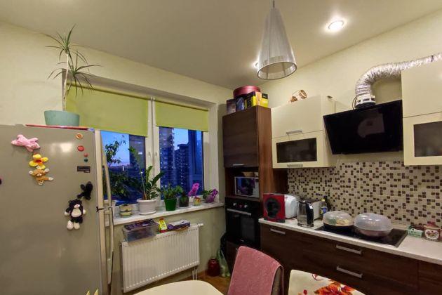 Продажа 2-комнатной квартиры, Краснодар, улица имени 40-летия Победы,  139