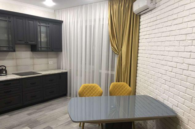 Продажа 3-комнатной квартиры, Краснодар, Октябрьская улица,  181/2