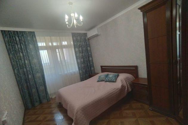 Продажа 2-комнатной квартиры, Краснодар, улица им. Героя Яцкова И.В.,  15к2