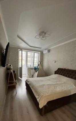 Продажа 1-комнатной квартиры, Краснодар, улица имени Сергея Есенина,  108/9Б