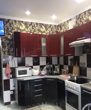 Продажа 1-комнатной квартиры, Краснодар, улица имени В.М. Комарова,  30