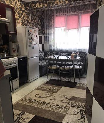 Продажа 1-комнатной квартиры, Краснодар, улица имени В.М. Комарова,  30