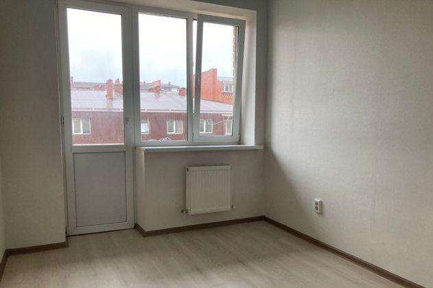 Продажа 2-комнатной квартиры, Краснодар, улица Ратной Славы,  42