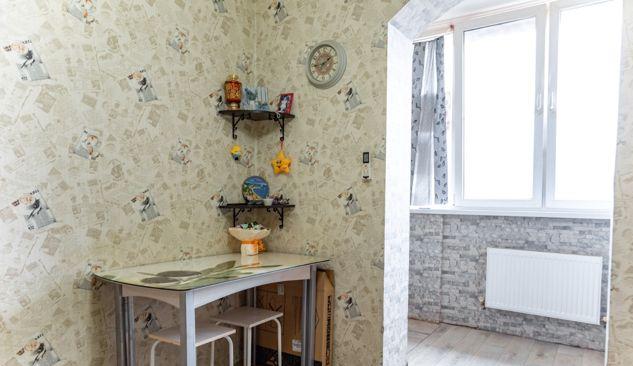 Продажа 1-комнатной квартиры, Краснодар, улица имени Сергея Есенина,  106