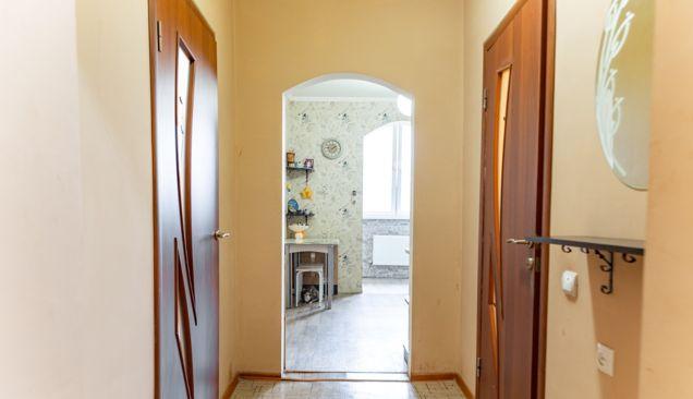 Продажа 1-комнатной квартиры, Краснодар, улица имени Сергея Есенина,  106