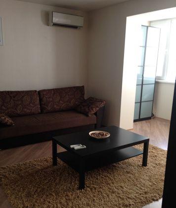 Продажа 1-комнатной квартиры, Краснодар, улица Гагарина,  232