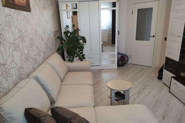 Продажа 1-комнатной квартиры, Краснодар, Гаражная улица,  156к1