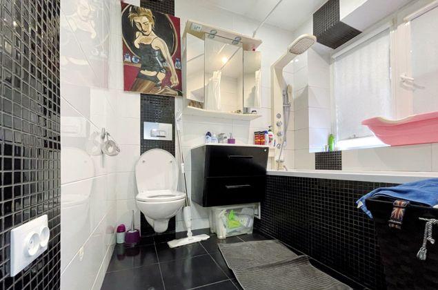 Продажа 3-комнатной квартиры, Краснодар, улица Тургенева,  130