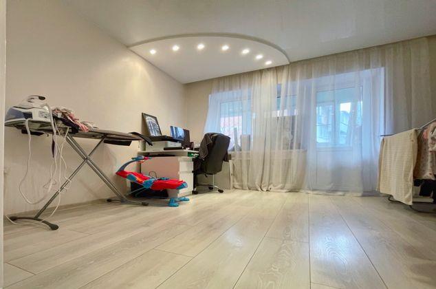 Продажа 3-комнатной квартиры, Краснодар, улица Тургенева,  130