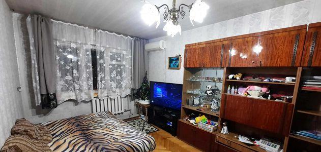 Продажа 2-комнатной квартиры, Краснодар, Красная улица,  161