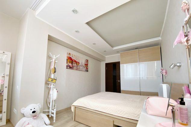 Продажа 2-комнатной квартиры, Краснодар, улица 70-летия Октября,  1