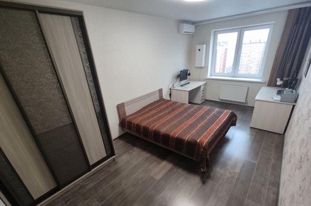 Продажа 3-комнатной квартиры, Краснодар, улица им. Героя Яцкова И.В.,  15к2