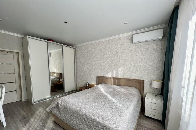 Продажа 2-комнатной квартиры, Краснодар, Восточно-Кругликовская улица,  28