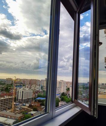 Продажа 1-комнатной квартиры, Краснодар, улица Шоссе Нефтяников,  22к1