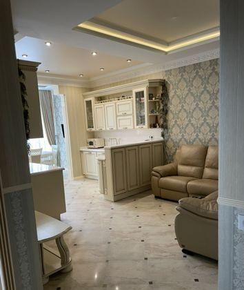 Продажа 3-комнатной квартиры, Краснодар, Кубанская набережная,  37/12