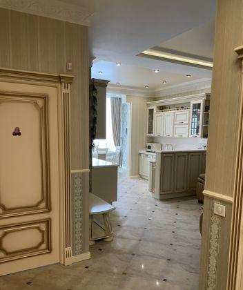 Продажа 3-комнатной квартиры, Краснодар, Кубанская набережная,  37/12