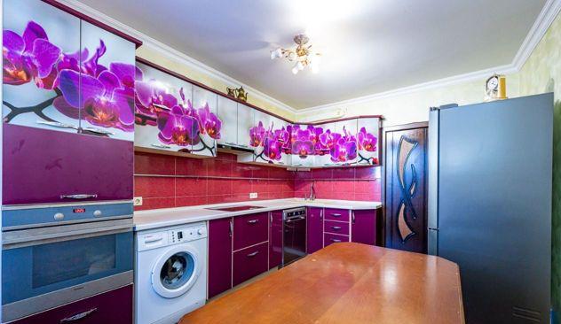 Продажа 3-комнатной квартиры, Краснодар, Гаражный переулок,  9